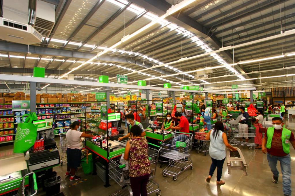 Maxi Despensa San Juan abre sus puertas 2